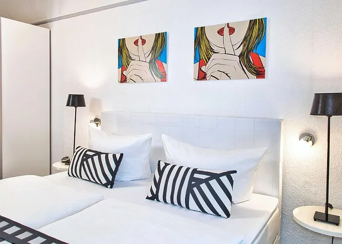 Der Kurzen Wege Objekt 40105 アパート ロストック